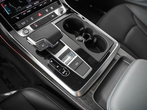 Certified 2026 Audi Q7 2.0T Premium AWD/4WD image 15