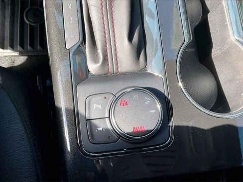 Used 2019 Chevrolet Blazer RS image 29