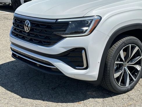 New 2026 Volkswagen Atlas Cross Sport SEL Premium R-Line AWD/4WD image 7