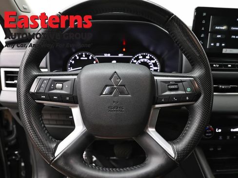 Used 2025 Mitsubishi Outlander SE AWD/4WD image 10