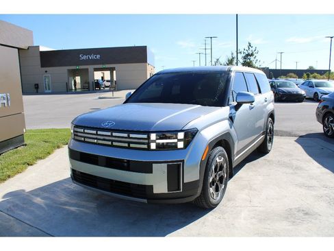 Used 2025 Hyundai Santa Fe SE image 7