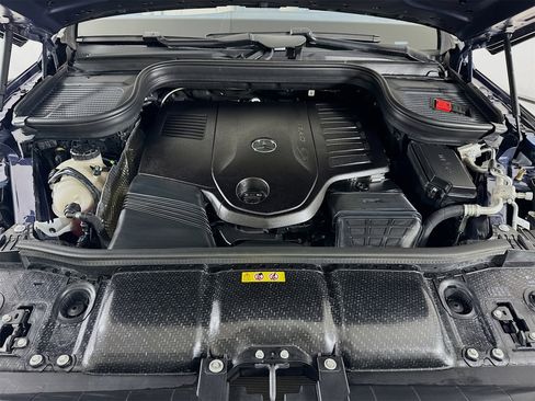 Used 2024 Mercedes-Benz GLE 450 4MATIC image 33