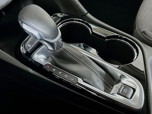 Used 2024 Buick Encore GX Preferred w/ Comfort Package image 16