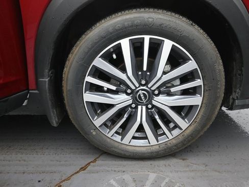 Used 2023 Nissan Kicks SV image 27