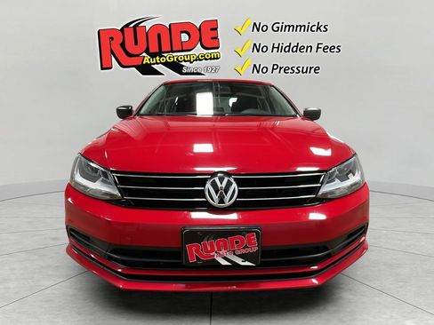 Used 2015 Volkswagen Jetta S image 8