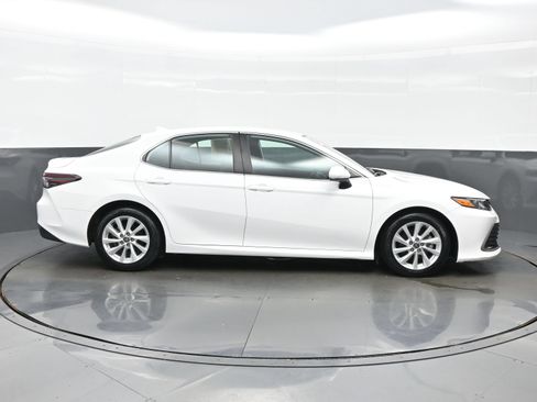 Used 2024 Toyota Camry LE FWD image 7