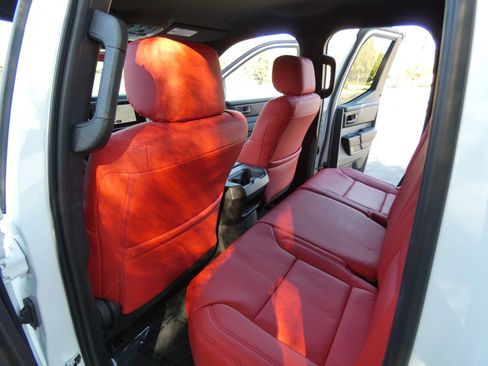 Used 2025 Toyota Tundra SR image 46