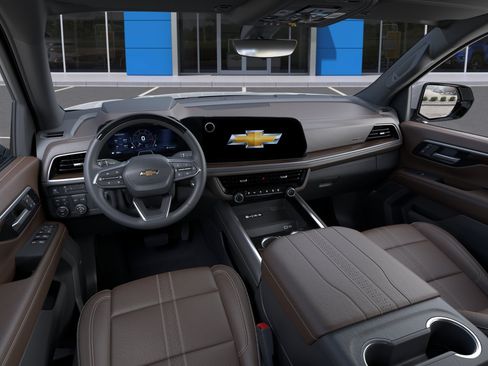 New 2026 Chevrolet Suburban High Country AWD/4WD image 39
