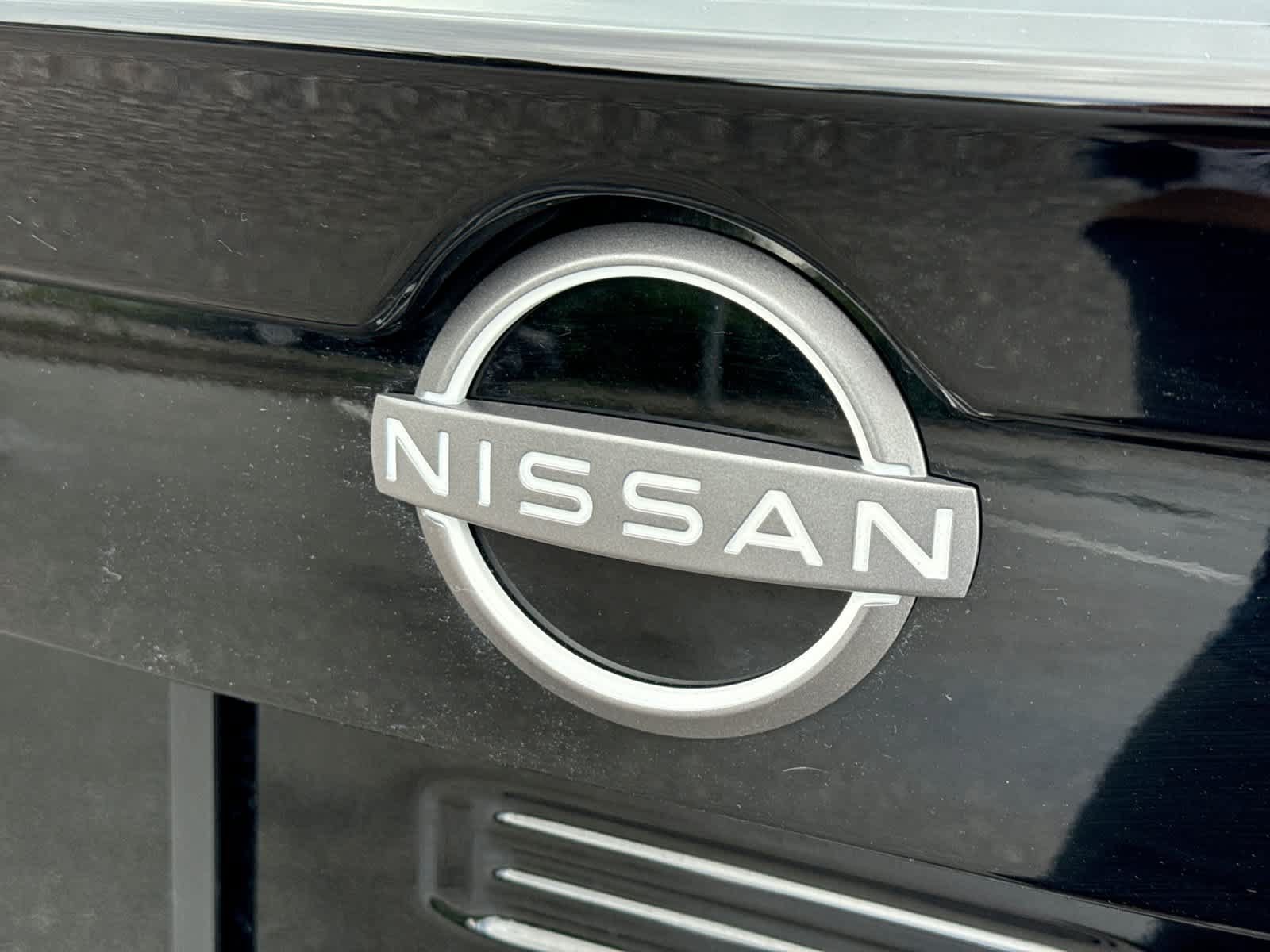 Used 2025 Nissan Sentra SR w/ Midnight Edition FWD image 18