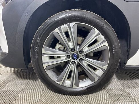 Used 2023 Subaru Solterra AWD image 5