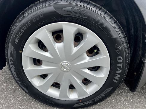 Used 2018 Nissan Versa S image 9