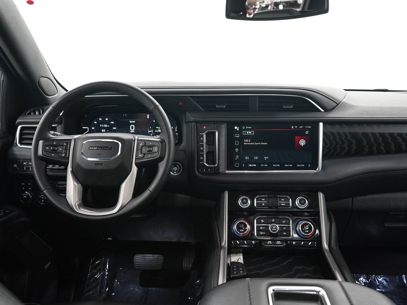 Used 2023 GMC Yukon XL Denali AWD/4WD image 19
