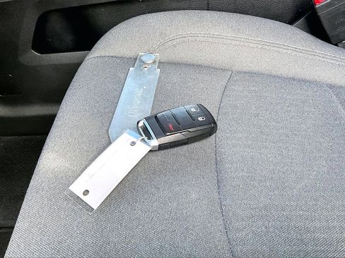 Used 2024 RAM 2500 Big Horn w/ Off Road Package image 10