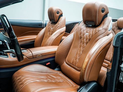 Used 2017 Mercedes-Benz S 550 Cabriolet image 36