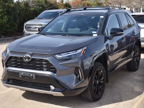 Used 2025 Toyota RAV4 XSE image 2