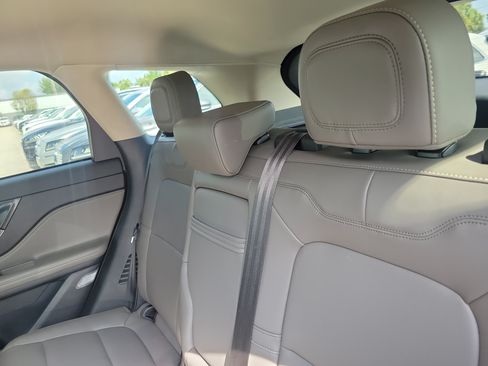 Certified 2023 Lincoln Corsair FWD image 10