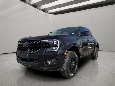 Used 2025 Ford Ranger Lariat w/ Black Appearance Package image 1