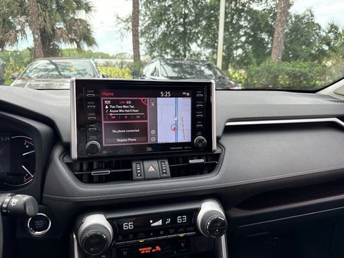 Used 2019 Toyota RAV4 Limited w/ Advanced Technology Package FWD image 53