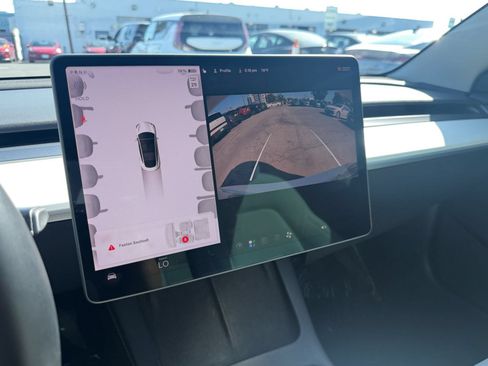 Used 2022 Tesla Model 3 Long Range AWD/4WD image 22