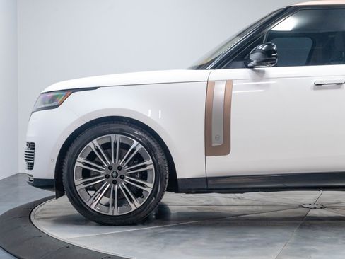 Used 2023 Land Rover Range Rover SV AWD/4WD image 61