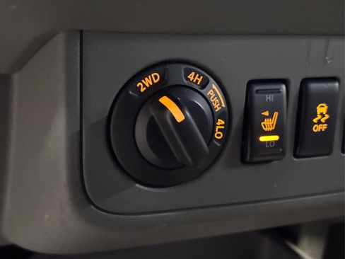 Used 2016 Nissan Frontier SV w/ SV Value Truck Package image 32