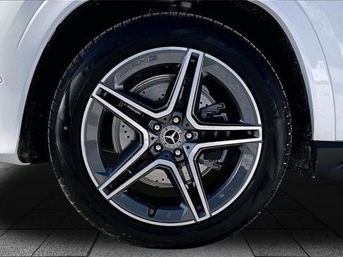 New 2026 Mercedes-Benz GLS 450 4MATIC image 15