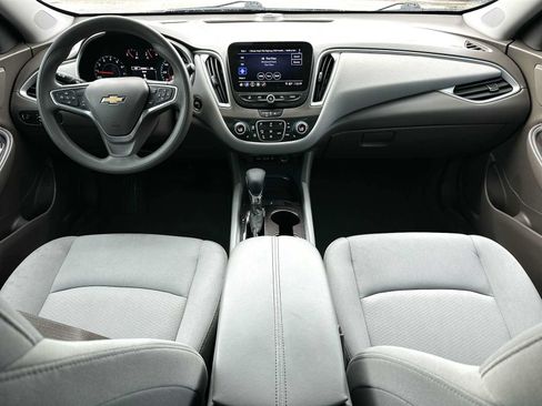 Used 2023 Chevrolet Malibu LT FWD image 25
