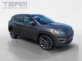 Used 2021 Jeep Compass Latitude w/ Sun and Sound Group FWD video 1