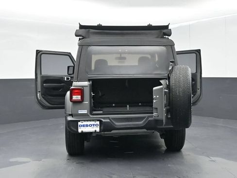 Used 2022 Jeep Wrangler Sport AWD/4WD image 61
