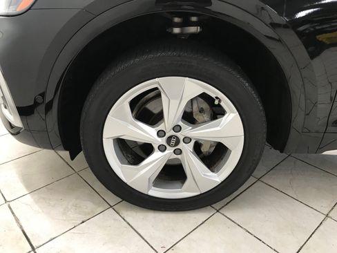 Used 2023 Audi Q5 2.0T Prestige w/ Prestige Package AWD/4WD image 7