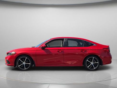 Used 2023 Honda Civic Touring image 3