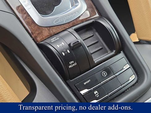 Used 2016 Porsche Cayenne image 31