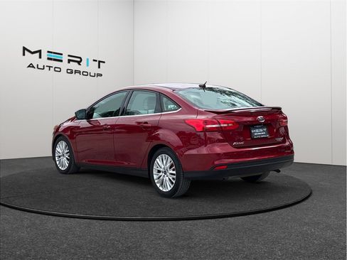 Used 2015 Ford Focus Titanium FWD image 7