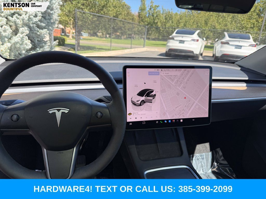 Used 2023 Tesla Model Y Long Range AWD/4WD image 17