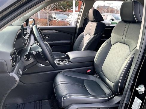 Used 2023 Honda Pilot Elite image 15