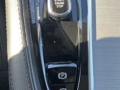 Certified 2023 Volvo XC90 B5 Core w/ Climate Package image 23