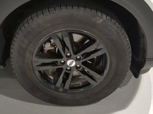 Used 2021 Ford Explorer XLT AWD/4WD image 6