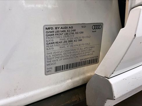 Used 2022 Audi Q5 2.0T Premium w/ Convenience Package AWD/4WD image 34