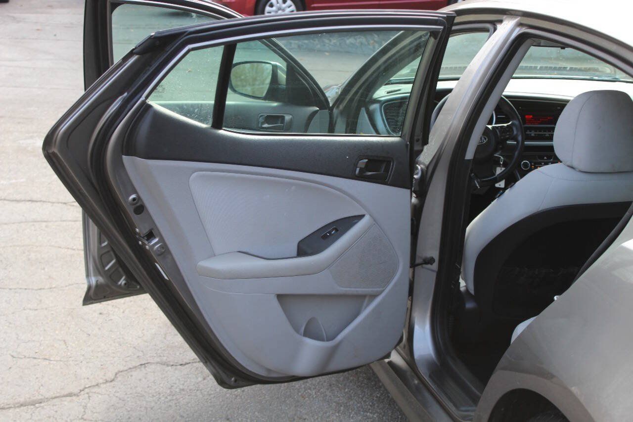 Used 2015 Kia Optima LX FWD image 33