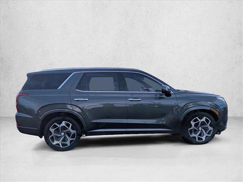 Used 2022 Hyundai Palisade Calligraphy image 4