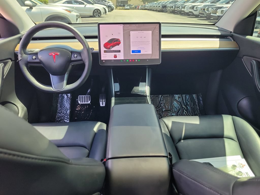 Used 2021 Tesla Model Y Long Range AWD/4WD image 11