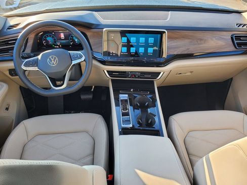 New 2026 Volkswagen Atlas SE FWD image 6