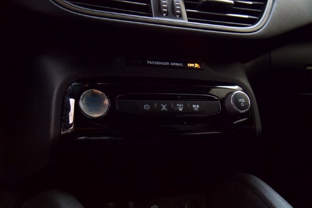 Certified 2024 Ford Escape SE FWD image 20