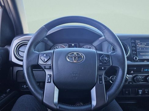 Used 2023 Toyota Tacoma TRD Sport AWD/4WD image 31