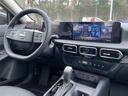 New 2026 Nissan Sentra SV w/ SV Convenience Package FWD image 3