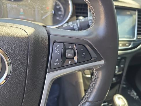 Certified 2020 Buick Encore Preferred FWD image 24