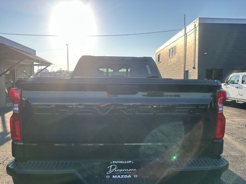 Used 2024 Chevrolet Silverado 1500 High Country AWD/4WD image 26