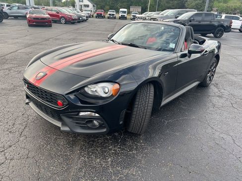 Used 2018 FIAT 124 Spider Abarth image 7