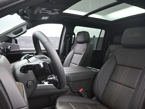 New 2026 Chevrolet Suburban High Country w/ LPO, Get Active Package RWD image 22