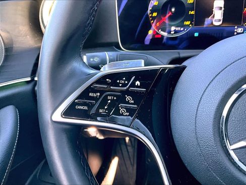 Used 2022 Mercedes-Benz E 350 4MATIC Sedan image 23